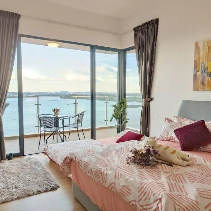 海景套房 三房三厕 可8-12人 Danga Bay Country Garden-Yijia名宿 Johor Bahru