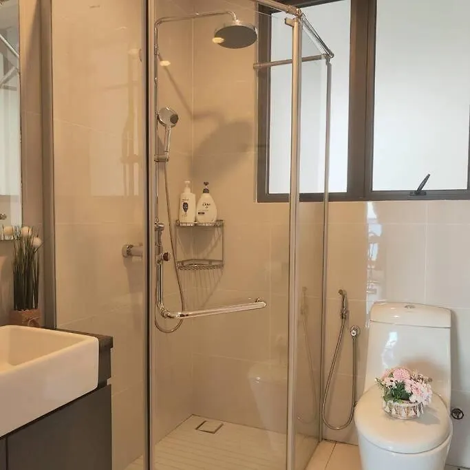 Apartment 海景套房 三房三厕 可8-12人 Danga Bay Country Garden-Yijia名宿 Johor Bahru